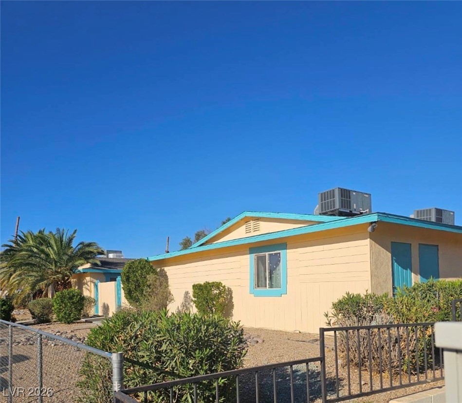 2230 North Lamb Boulevard Property Photo 1