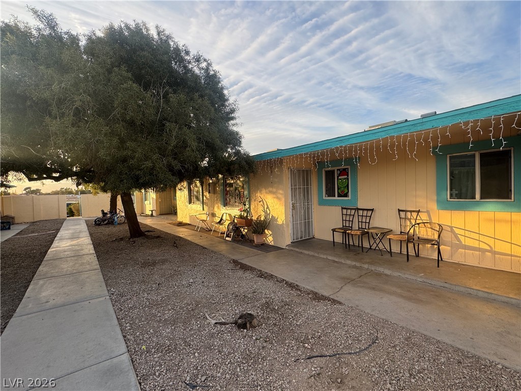 2230 North Lamb Boulevard Property Photo 5
