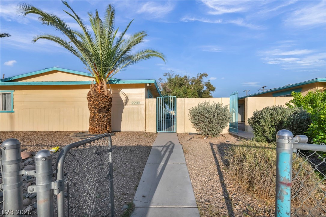 2230 North Lamb Boulevard Property Photo 7
