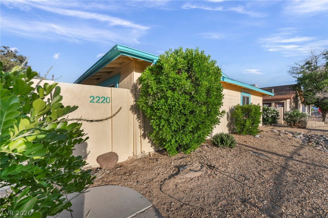 2230 North Lamb Boulevard Property Photo 11