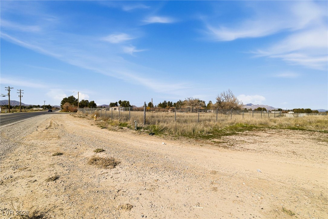 470 West Basin Avenue Property Photo 14