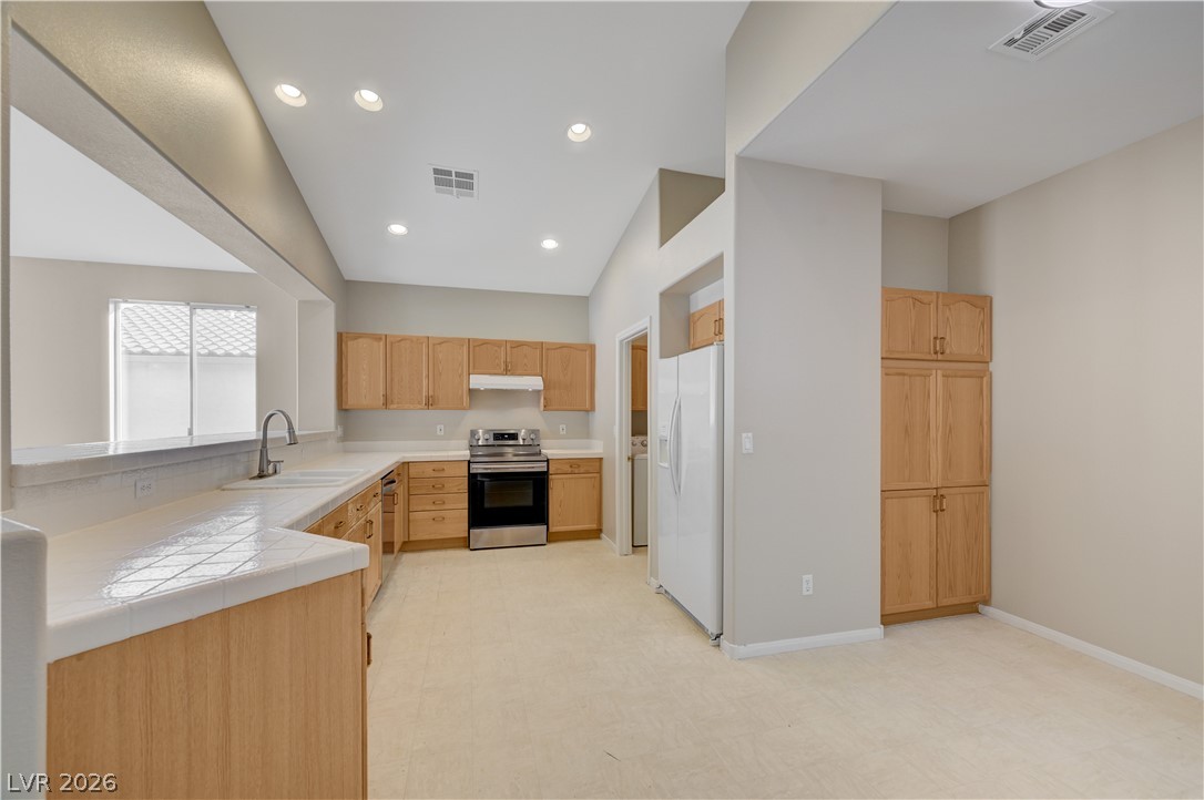 94 John Stuart Mill Street Property Photo 9
