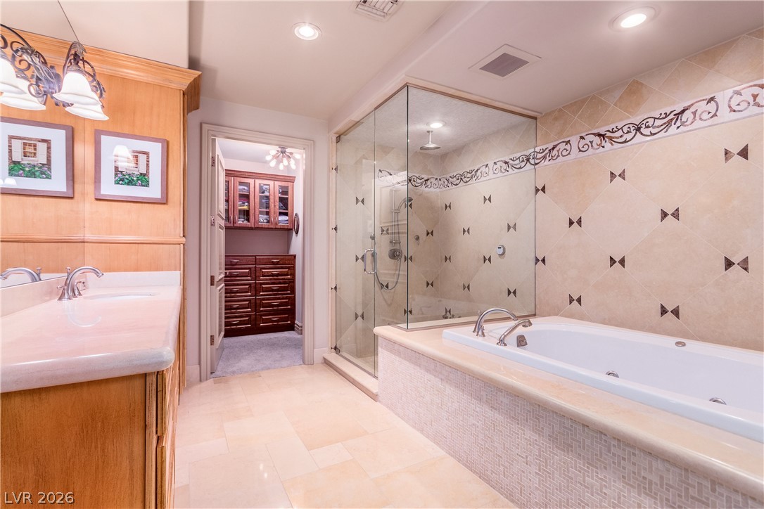 9101 Alta Drive 307 Property Photo 22