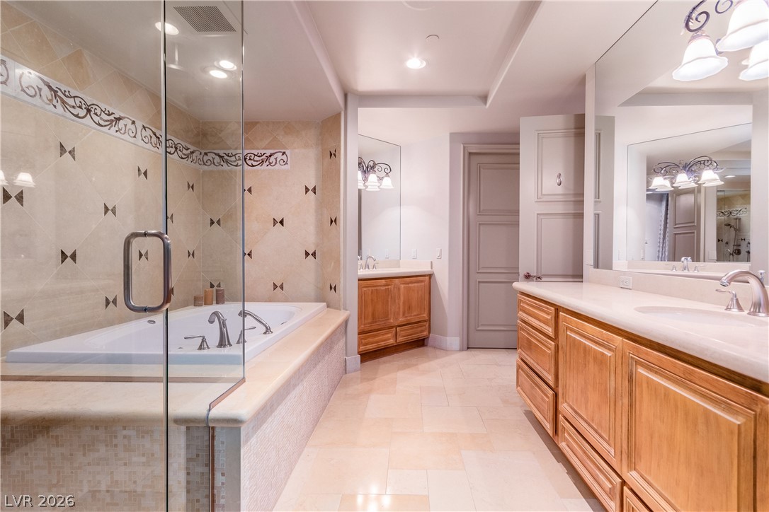 9101 Alta Drive 307 Property Photo 23