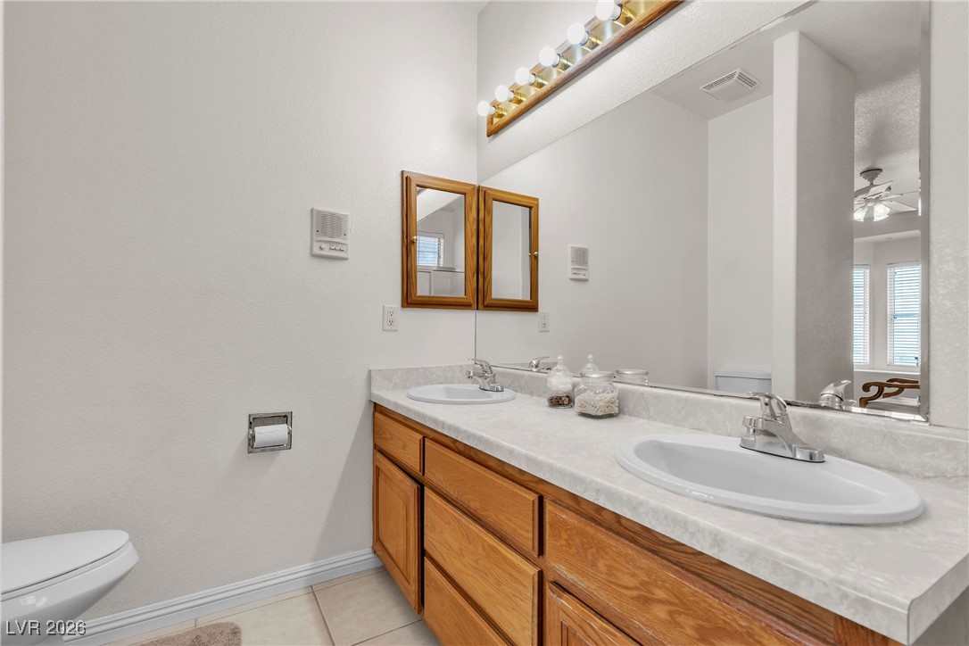 825 West Ryan Avenue Property Photo 32