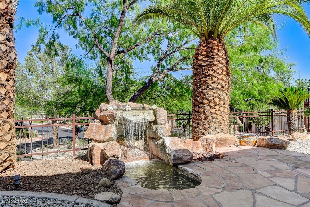536 Pima Canyon Court Property Photo 3