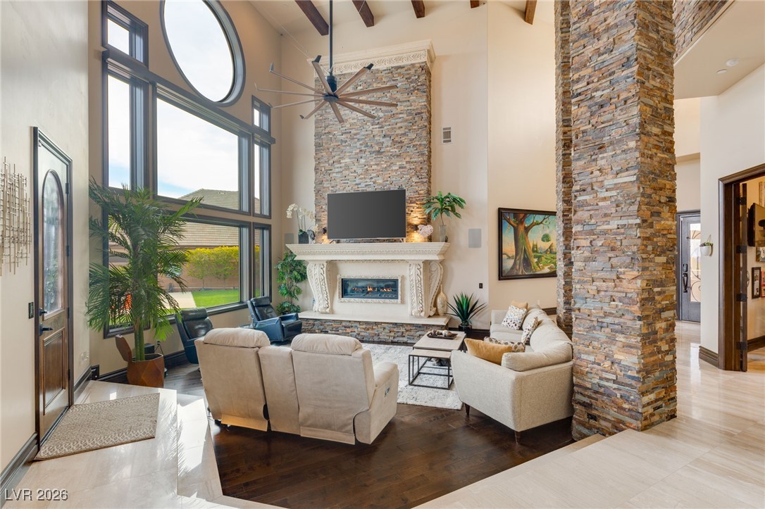 5764 Aspen Falls Circle Property Photo 3
