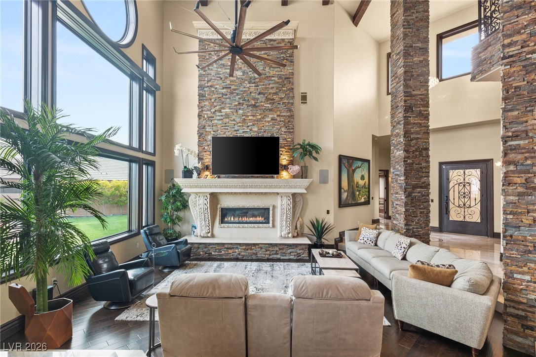 5764 Aspen Falls Circle Property Photo 4