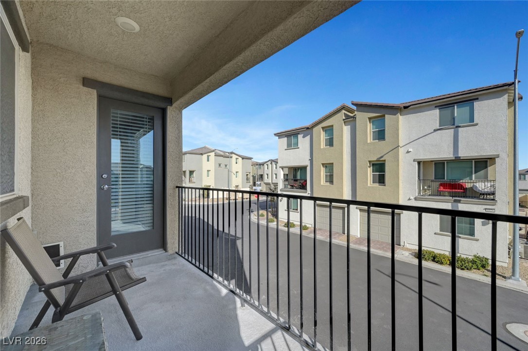 6925 Skyline Blue Street Property Photo 29