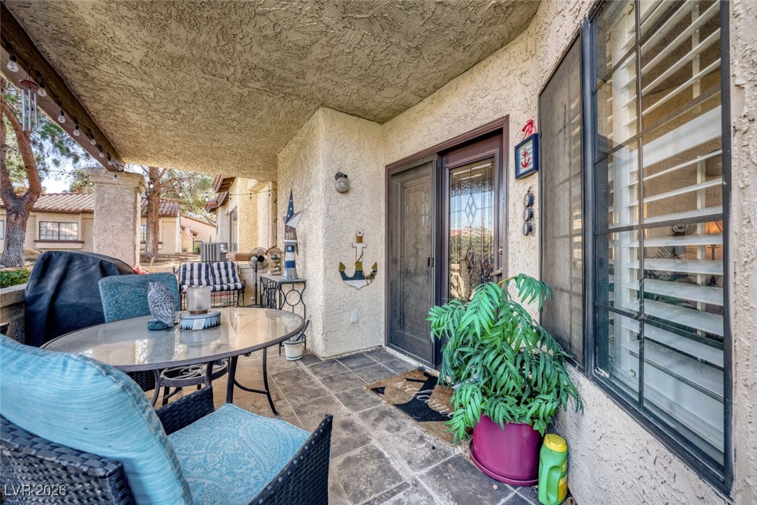 3193 La Mancha Way Property Photo 17