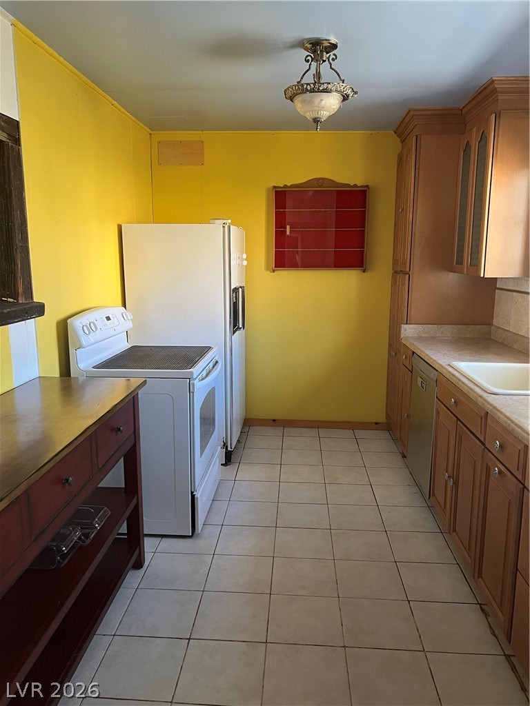 210 East Cedar Street Property Photo 16