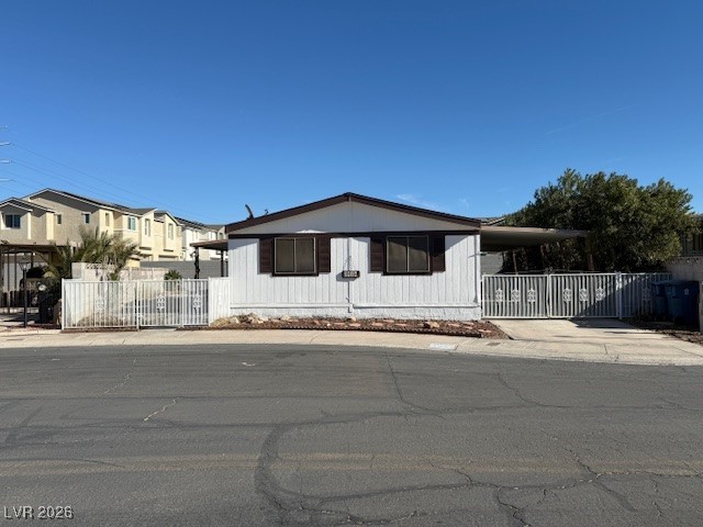2916 Gavilan Lane Property Photo 1