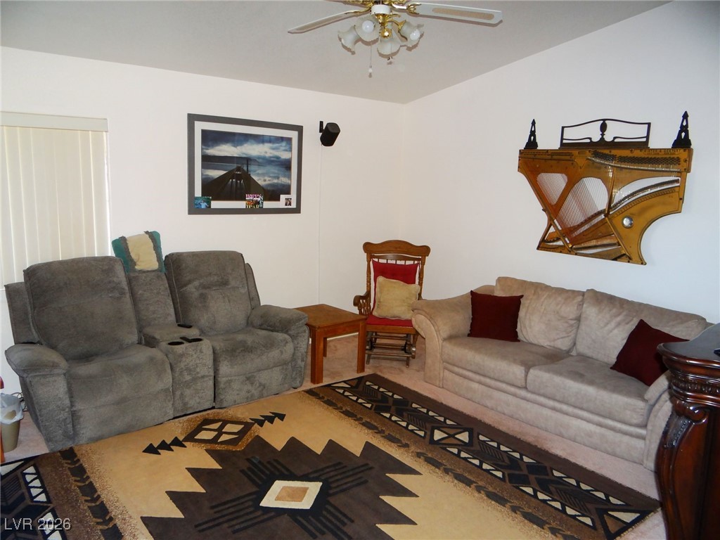 2231 South Blagg Road Property Photo 5