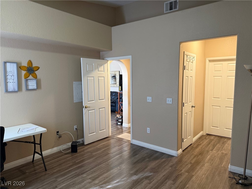 401 Amber Pine Street 202 Property Photo 13