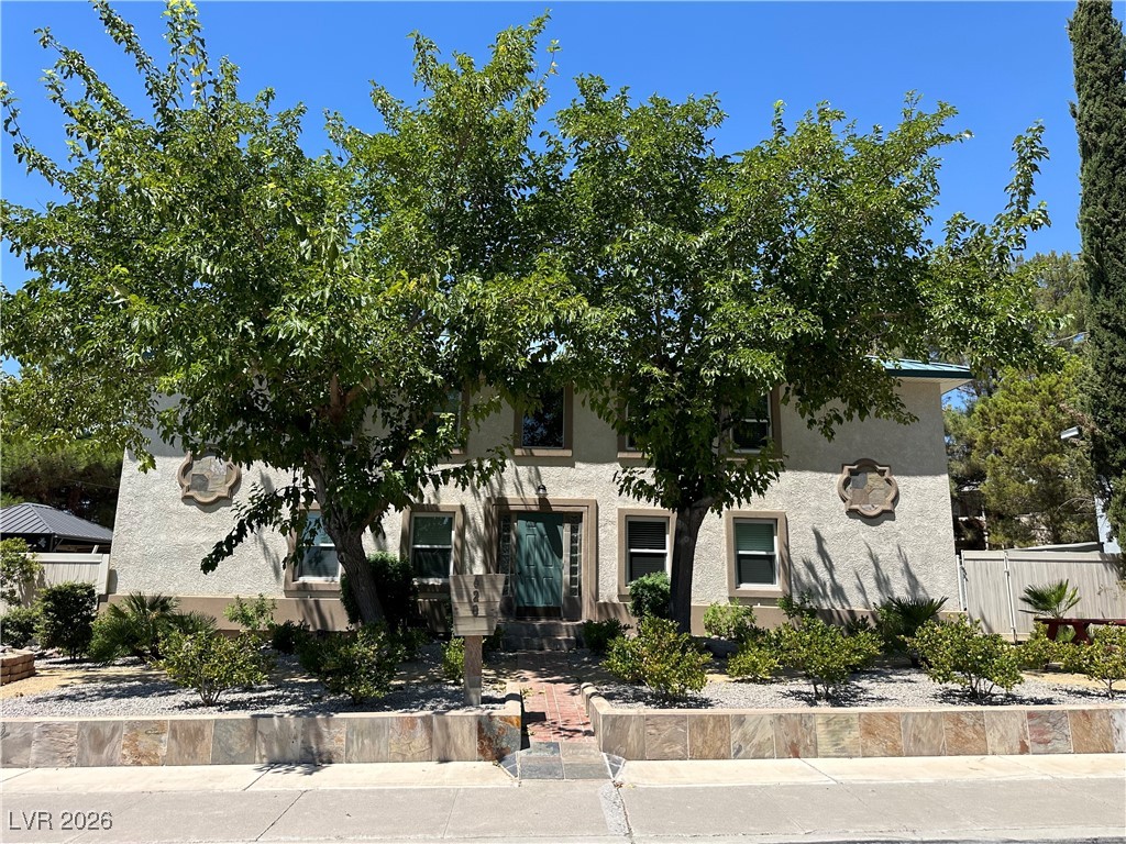 628 B Avenue A Property Photo 1