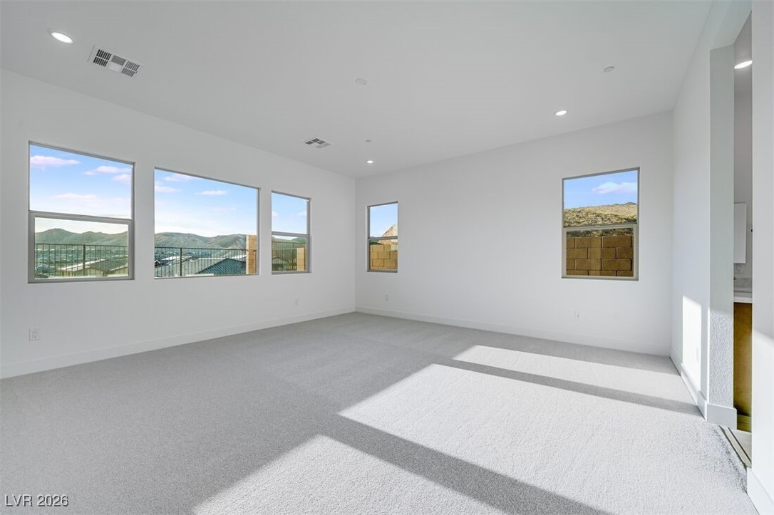 203 Paraggi Bay Drive Property Photo 4