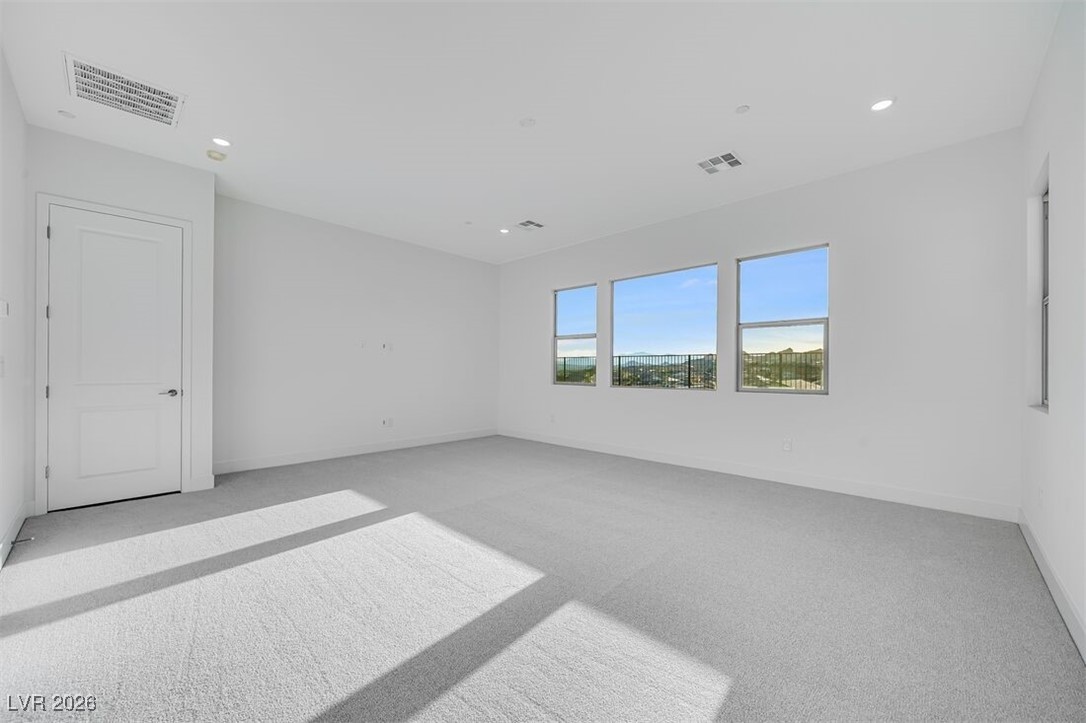 203 Paraggi Bay Drive Property Photo 19