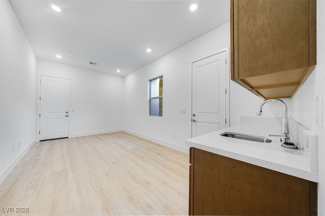 203 Paraggi Bay Drive Property Photo 25