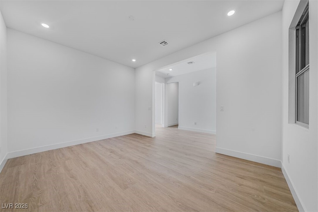 203 Paraggi Bay Drive Property Photo 26