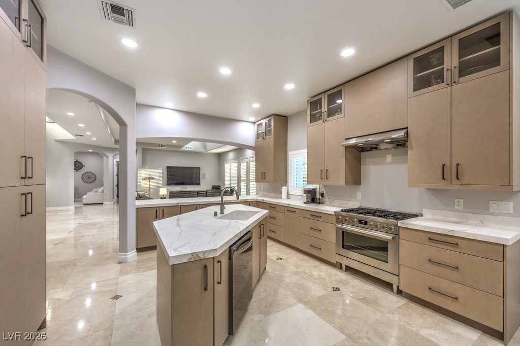 3 Grand Anacapri Drive Property Photo 14