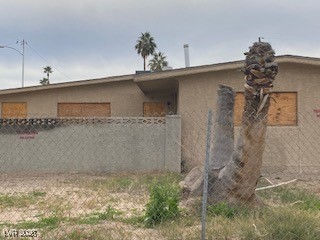 2132 Houston Drive Property Photo 1