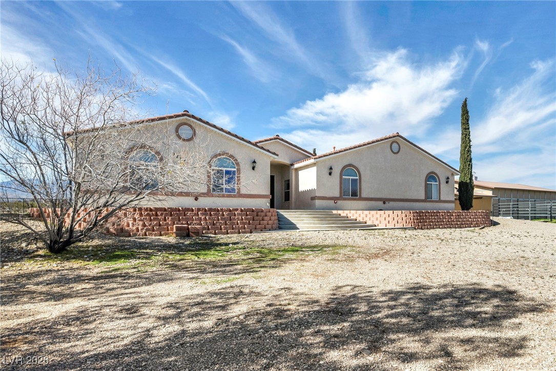 12652 Kyle Canyon Road Property Photo 4