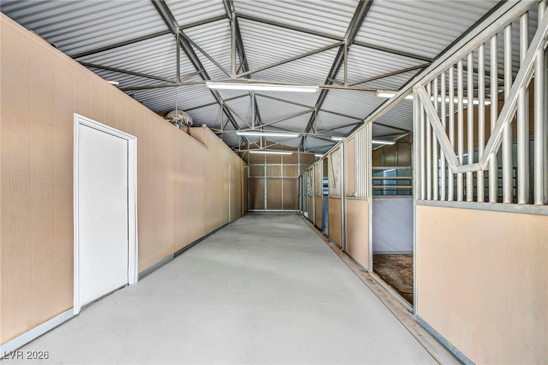 12652 Kyle Canyon Road Property Photo 32