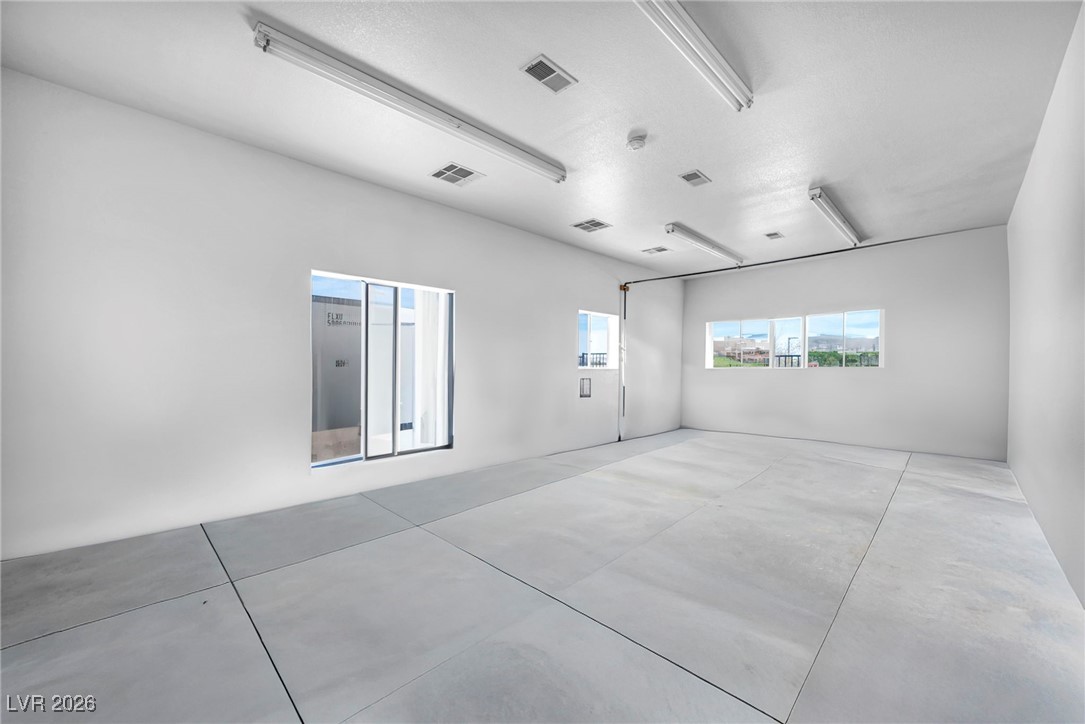 12652 Kyle Canyon Road Property Photo 36