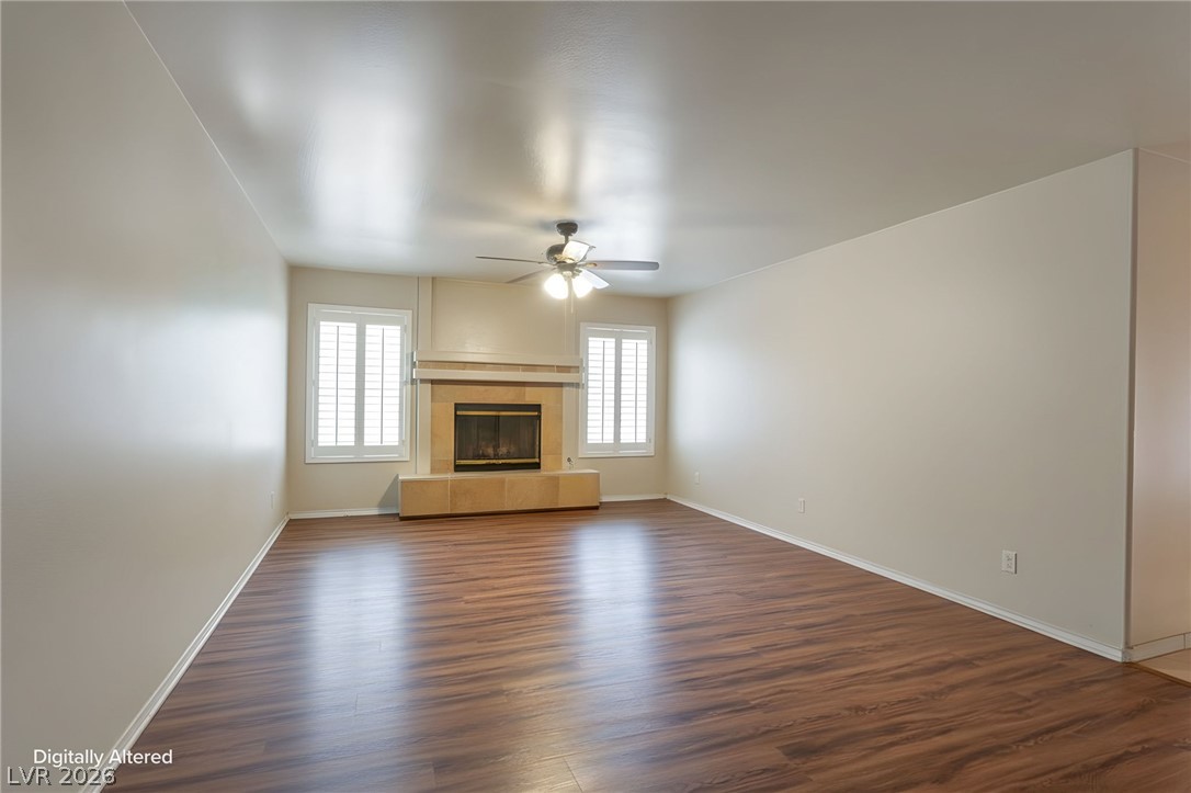 1449 Desert Hills Drive Property Photo 5