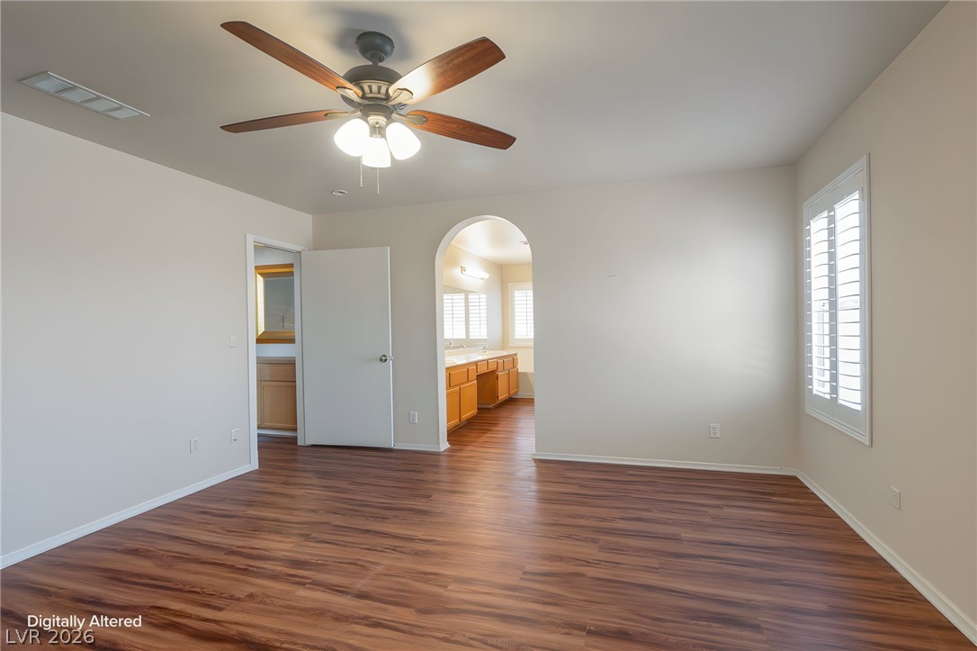 1449 Desert Hills Drive Property Photo 11
