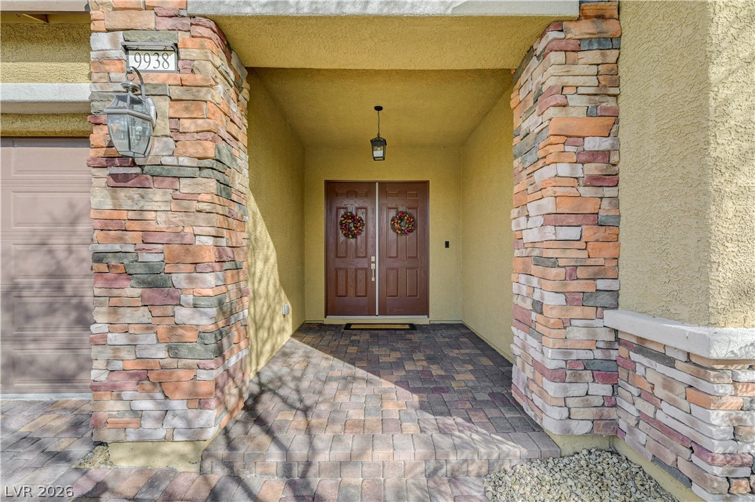 9938 Cambridge Brook Avenue Property Photo 3
