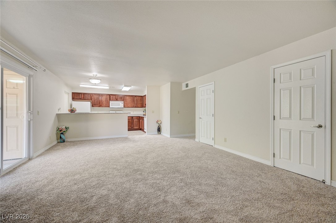 4401 Alexis Drive 440 Property Photo 7