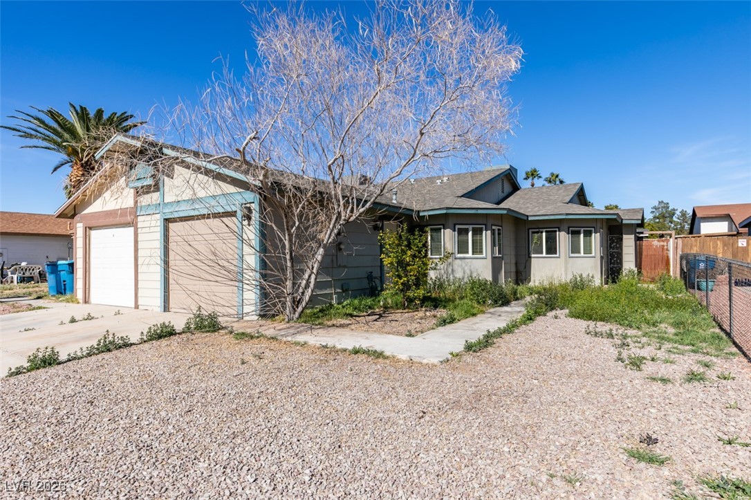 5650 Sea Breeze Avenue Property Photo 3