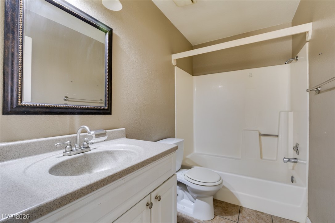 5650 Sea Breeze Avenue Property Photo 29