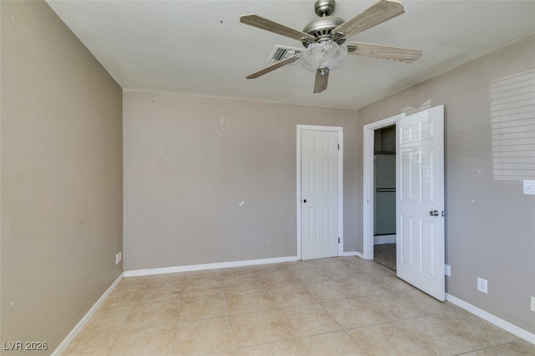5650 Sea Breeze Avenue Property Photo 32