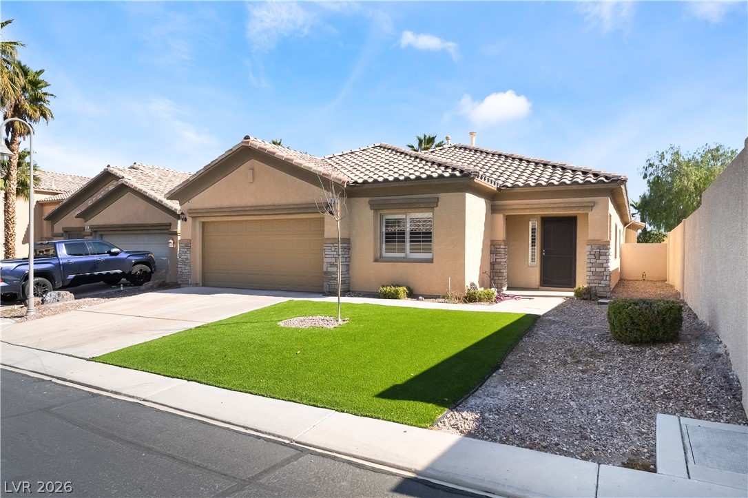 62 Harbor Coast Street Property Photo 1