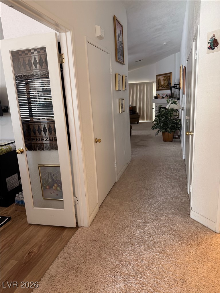 7806 Cliffside Court Property Photo 4