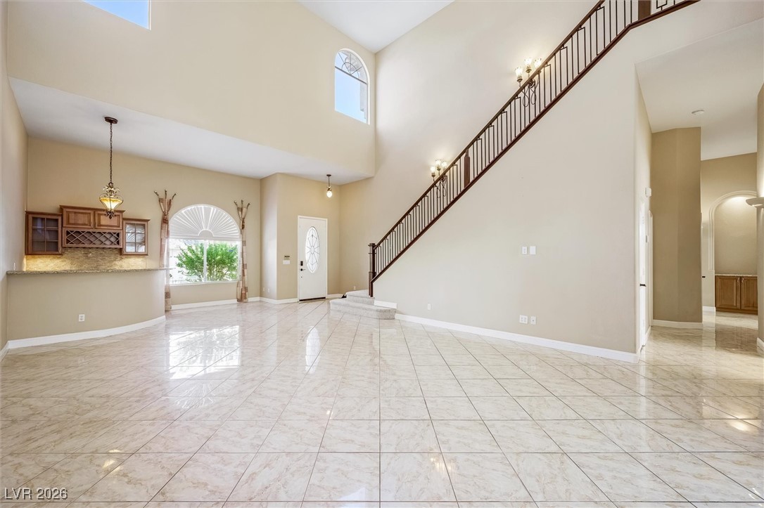 2107 Eaglepath Circle Property Photo 4