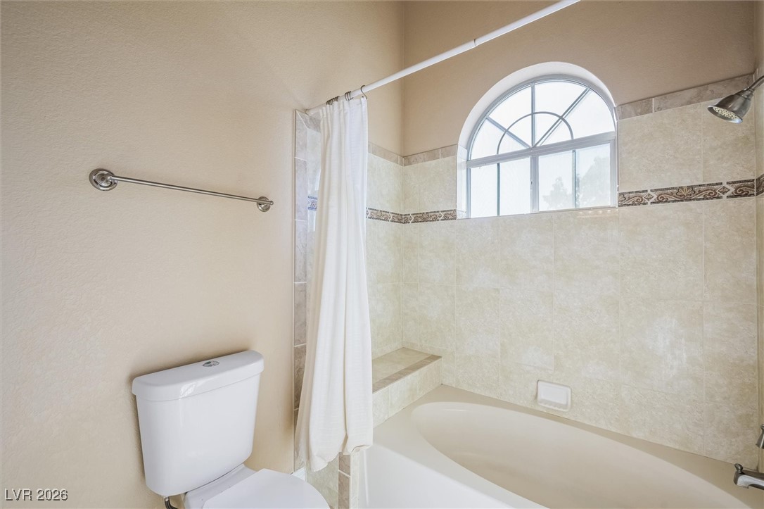 2107 Eaglepath Circle Property Photo 33