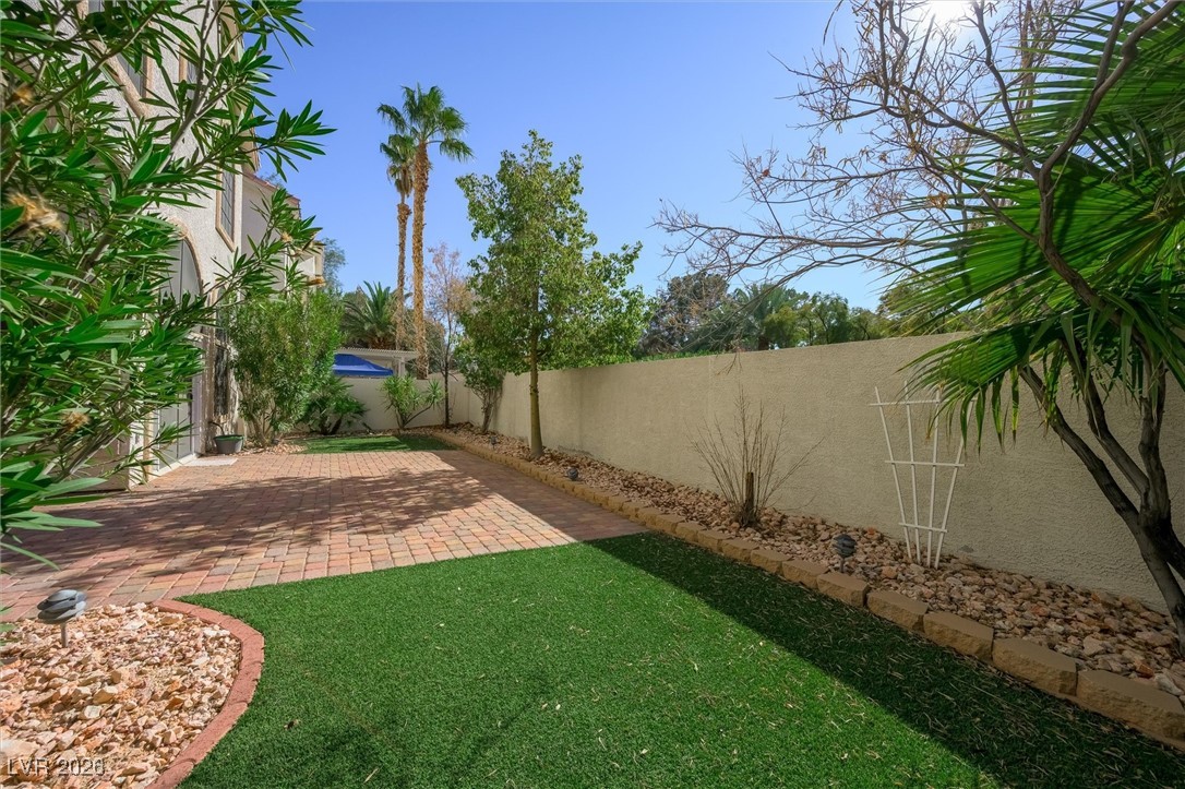 2107 Eaglepath Circle Property Photo 47