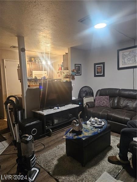 3976 Colors Court 40 Property Photo 7