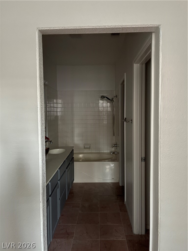 1138 Evening Ridge Street Property Photo 2