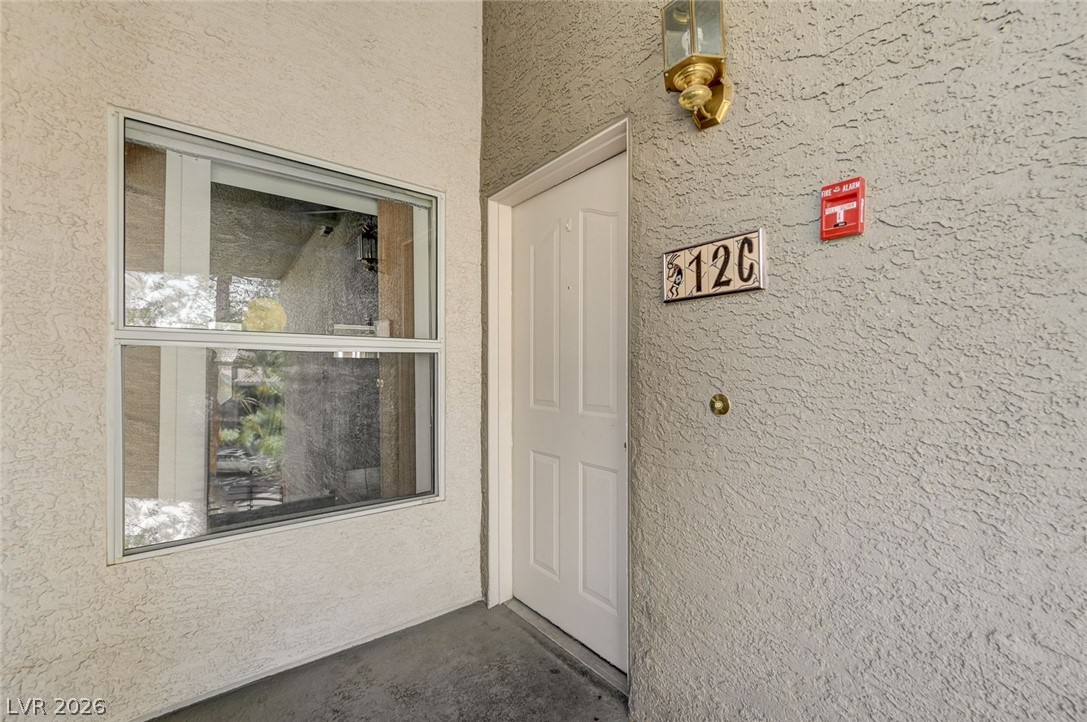 701 Capri Drive 12c Property Photo 3