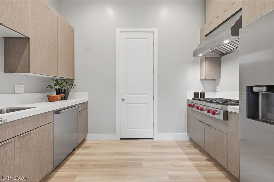 4840 Blushing Hills Street Property Photo 17