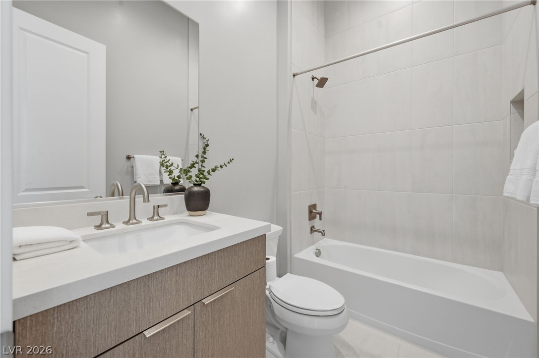 4840 Blushing Hills Street Property Photo 22