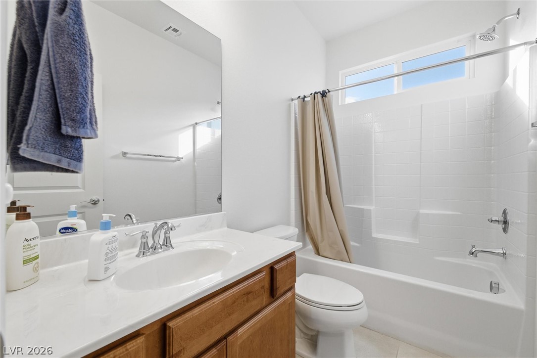 5281 San Palo Drive Property Photo 6