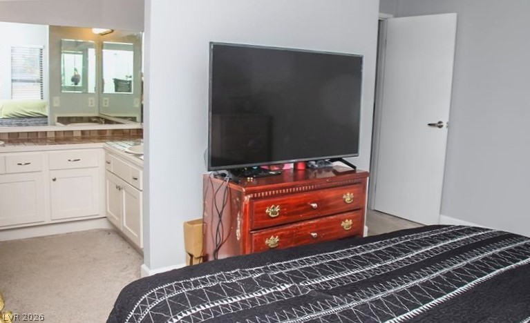 2080 Karen Avenue 21 Property Photo 2