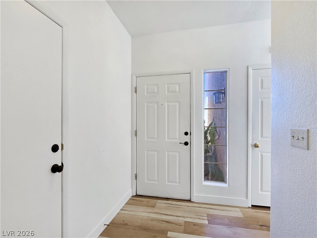 9334 Peace Pipe Court Property Photo 7