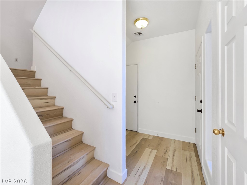 9334 Peace Pipe Court Property Photo 8