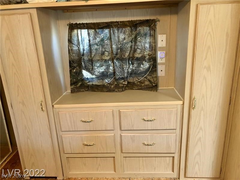 209 Euclid Avenue Property Photo 5